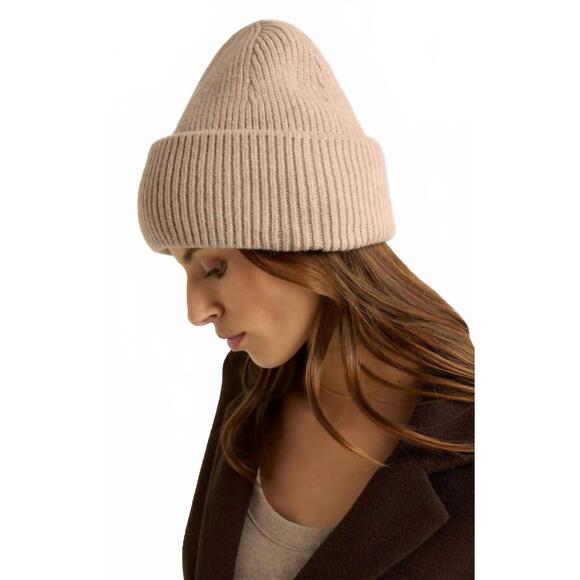 NEW Z SUPPLY snow cap beanie in heather taupe main image 4